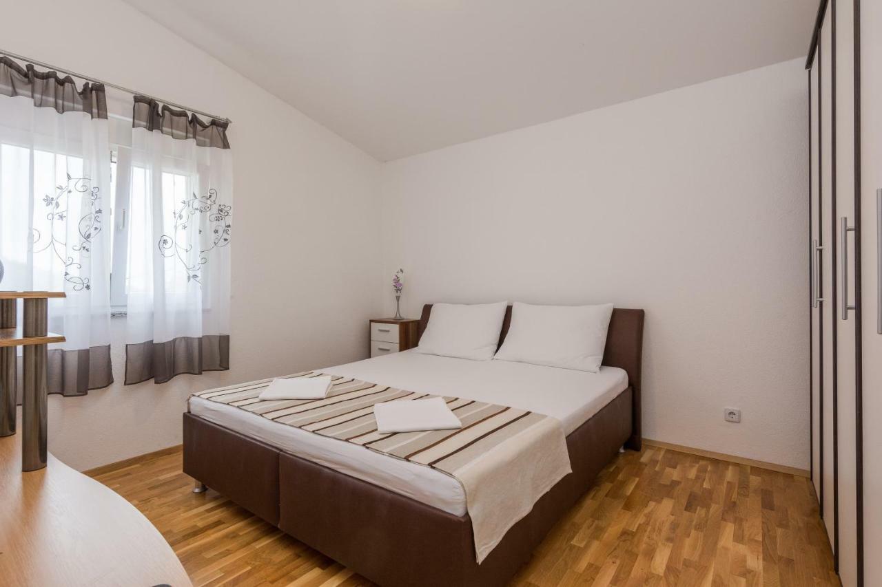 Apartment Natalie Sea View With 3 Bedrooms And Everything Is Air-Conditioned Сали Екстериор снимка