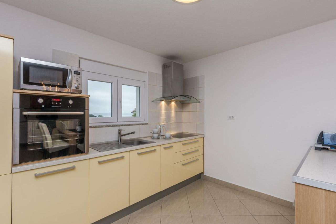 Apartment Natalie Sea View With 3 Bedrooms And Everything Is Air-Conditioned Сали Екстериор снимка