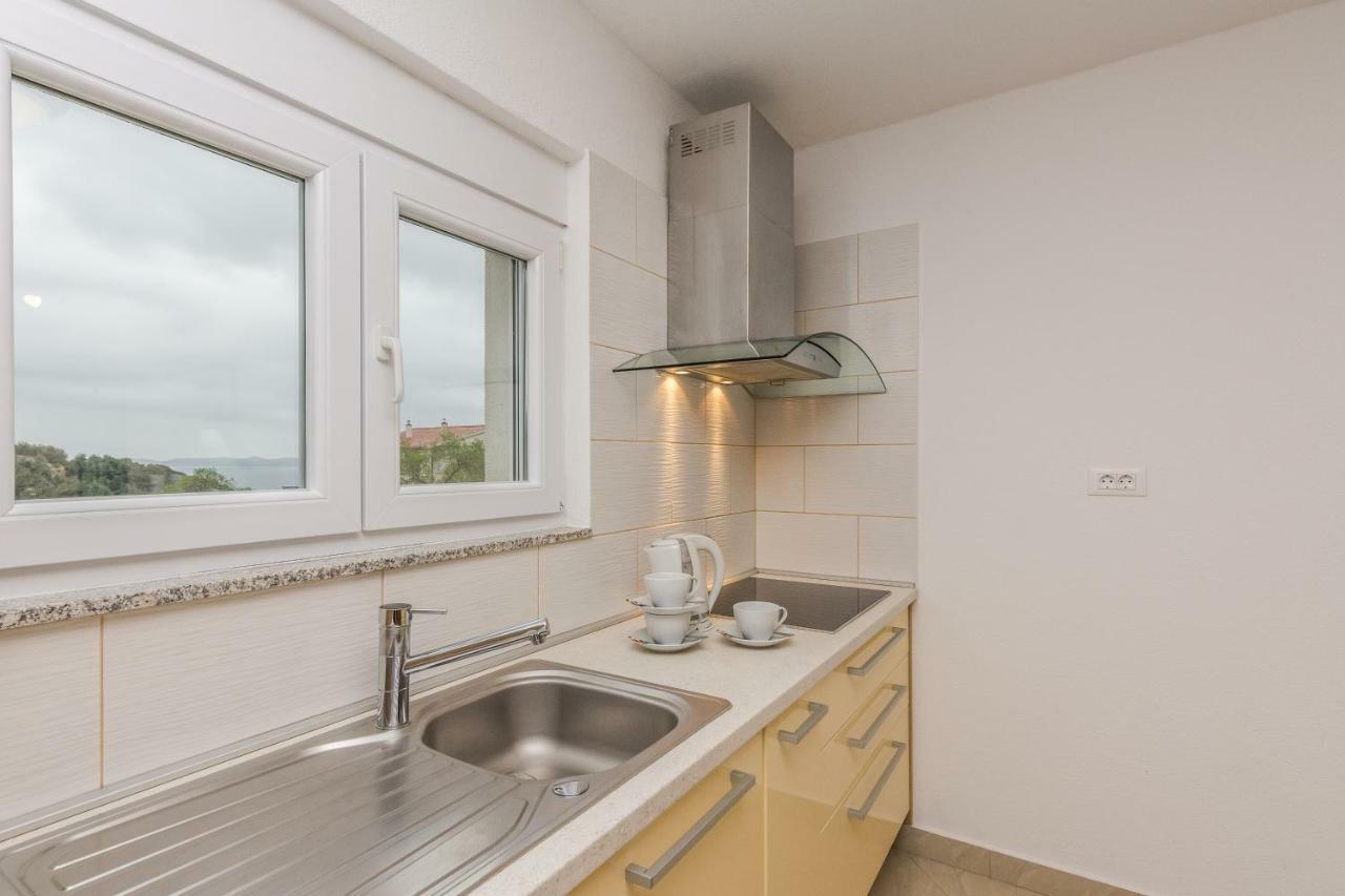 Apartment Natalie Sea View With 3 Bedrooms And Everything Is Air-Conditioned Сали Екстериор снимка