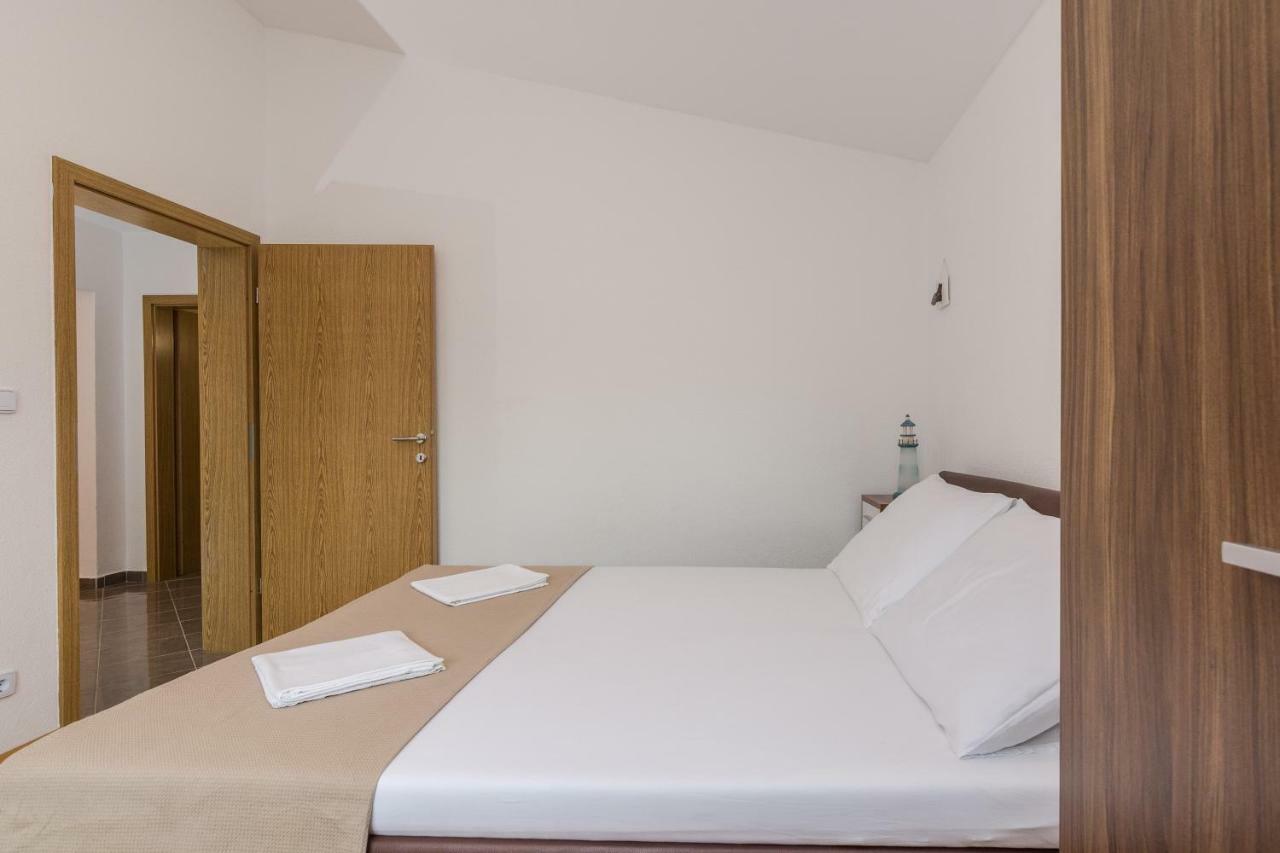 Apartment Natalie Sea View With 3 Bedrooms And Everything Is Air-Conditioned Сали Екстериор снимка